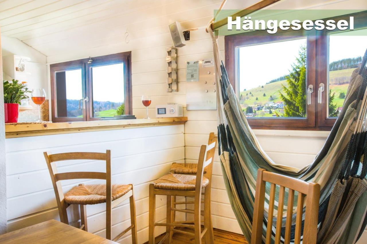 Wohlfuehl-Ferienwohnung 80 Qm, 8 Personen, Aussicht & Heimkino Todtnau Exterior foto